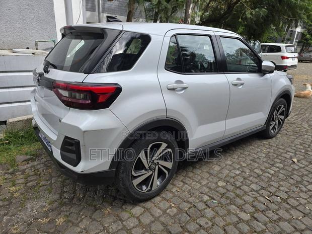 Toyota Raize 2022 White