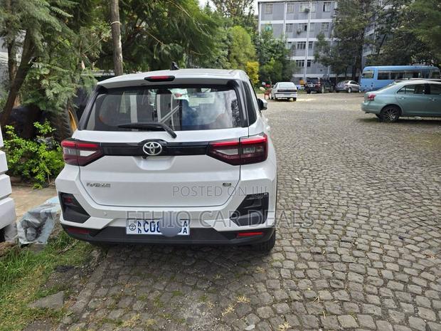 Toyota Raize 2022 White