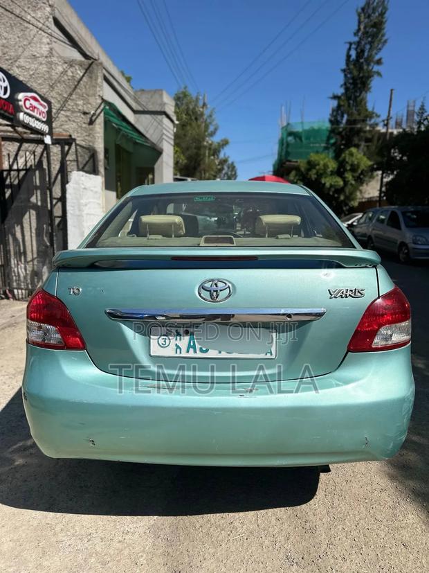 Toyota Yaris 2007 Green