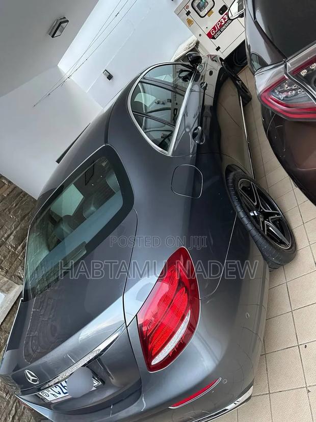Mercedes-Benz E-Class 2018 Silver