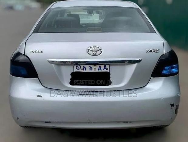 Toyota Yaris 1.3 VVT-i Automatic 2007 Silver