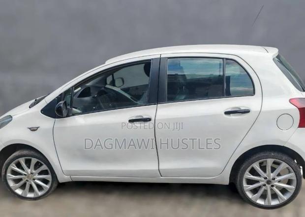Toyota Yaris 1.3 VVT-i 2007 White