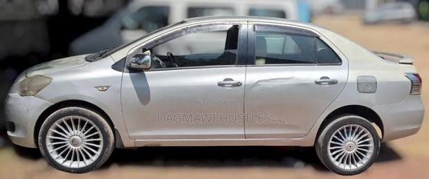 Toyota Yaris 2006 Silver