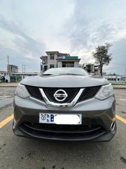 Nissan Qashqai 2017 Gray for sale