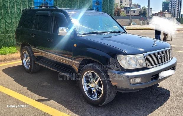 Toyota Land Cruiser 2006 Black