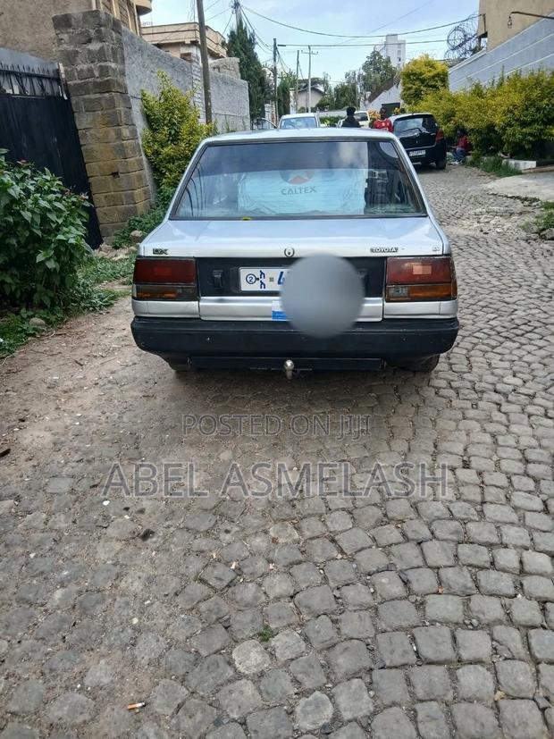 Toyota Corolla 1985 Gray