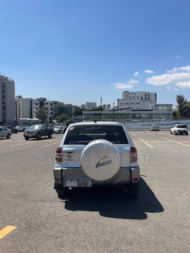 Toyota RAV4 2005 Silver