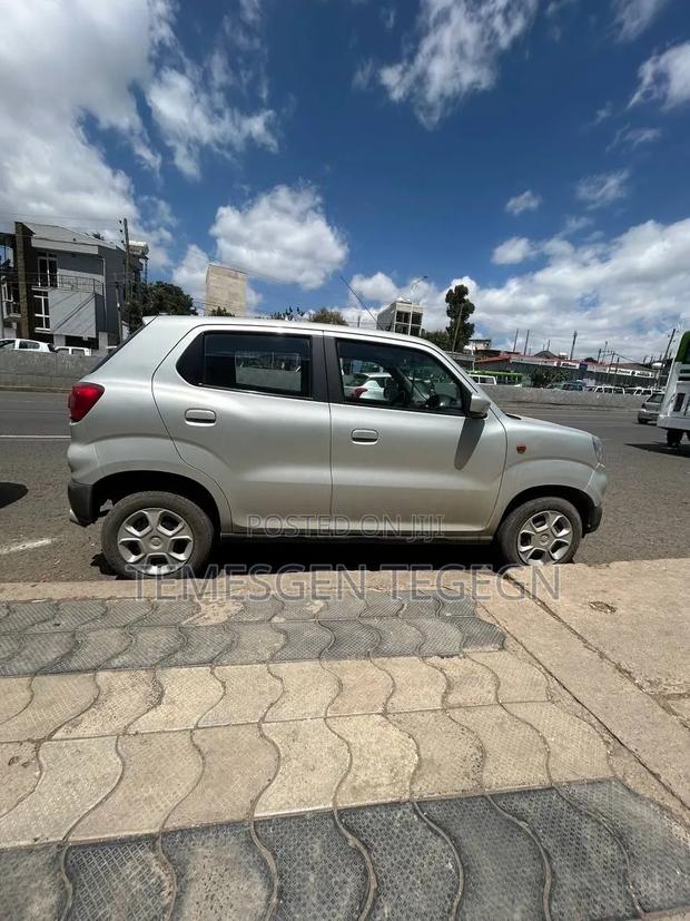 Suzuki S-Presso 2022 Silver