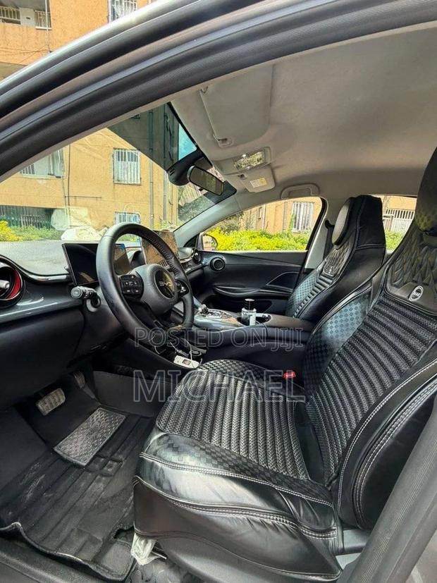 New BYD E2 43 kWh 94 hp FWD 2025 Gray