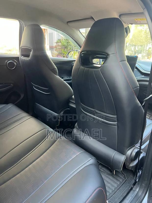 New BYD E2 43 kWh 94 hp FWD 2025 Gray