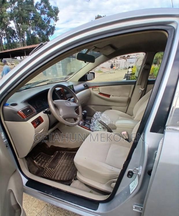 Toyota Corolla 2005 Silver