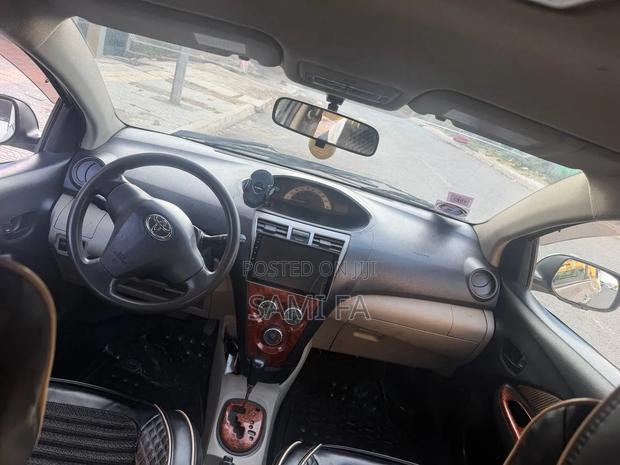 Toyota Yaris 2007 Silver