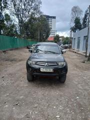 Mitsubishi L200 2013 for sale