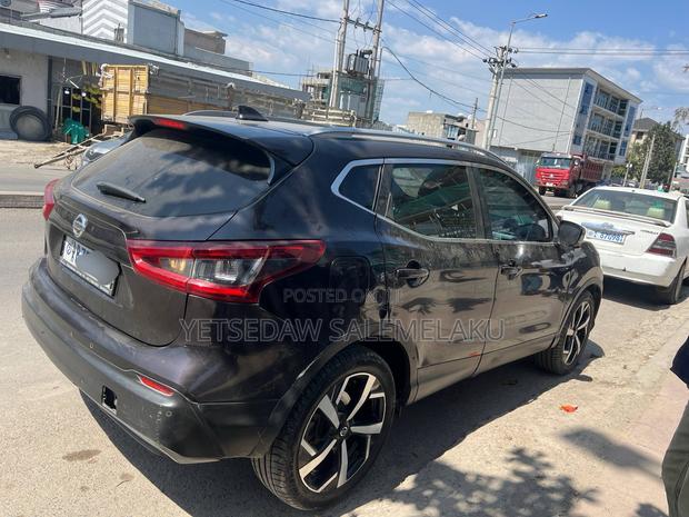 Nissan Qashqai 2018 Gray