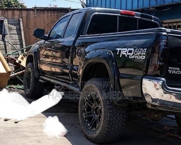Toyota Tacoma 2011 Black
