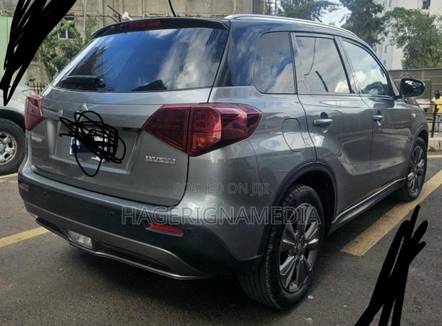 Suzuki Grand Vitara 2021 Gray