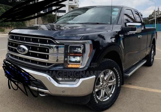 Ford F-150 2022 Black