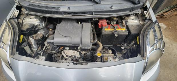 Toyota Yaris 2010 Silver