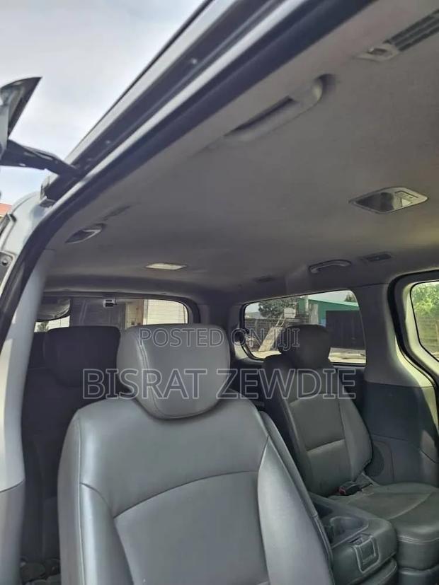 Hyundai Satellite 2019 Silver