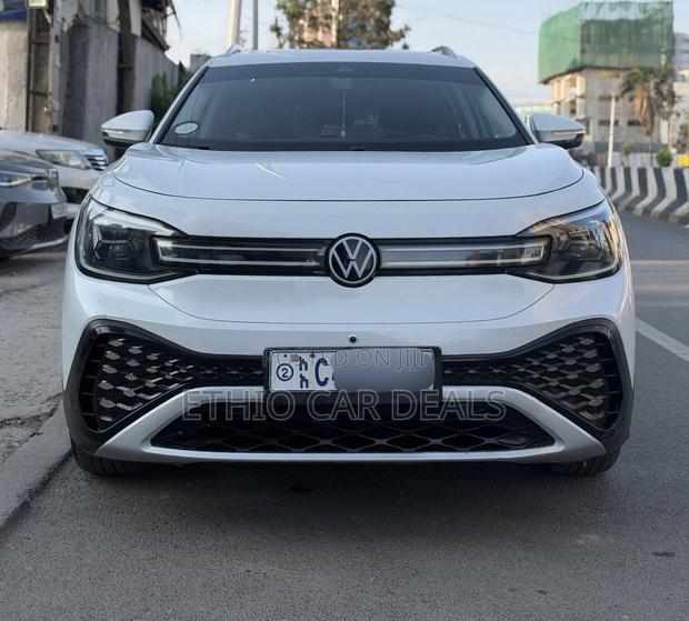 Volkswagen ID.6 2022 White