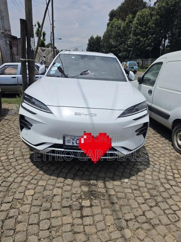 BYD Song Plus 2024 White
