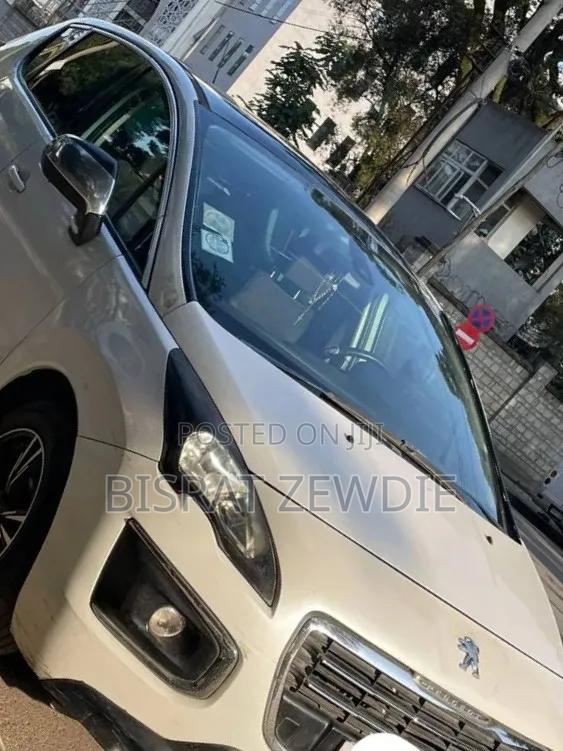 Peugeot 3008 2016