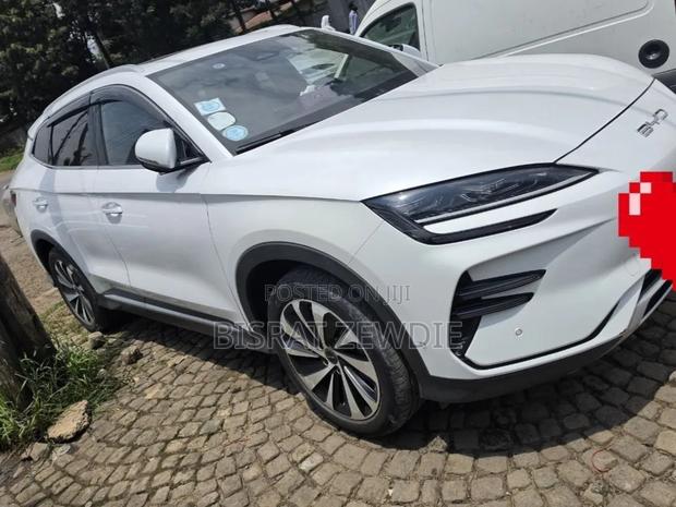 BYD Song Plus 2024 White