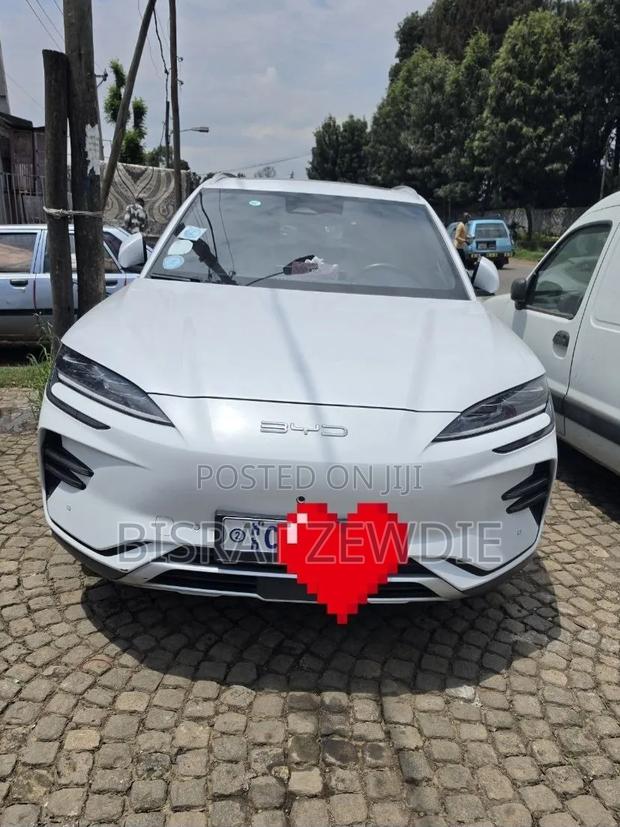 BYD Song Plus 2024 White