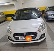 Suzuki Swift 2022 White for sale