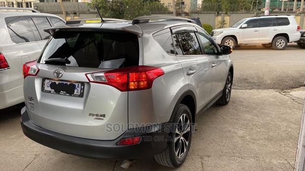 Toyota RAV4 2015 Silver