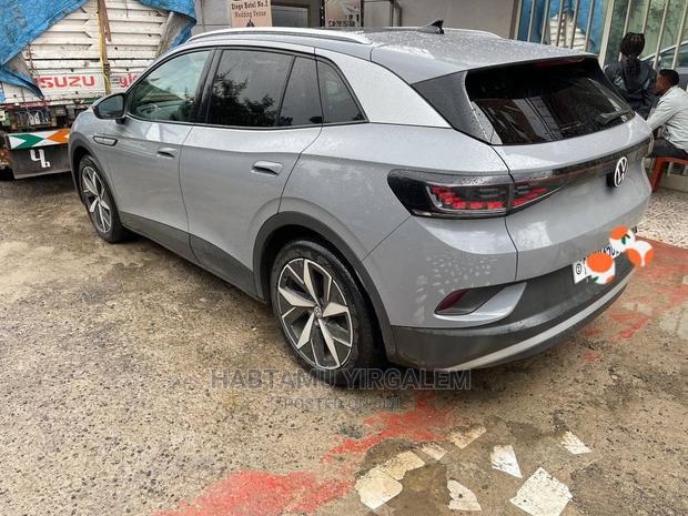 Volkswagen ID.4 2022 Silver