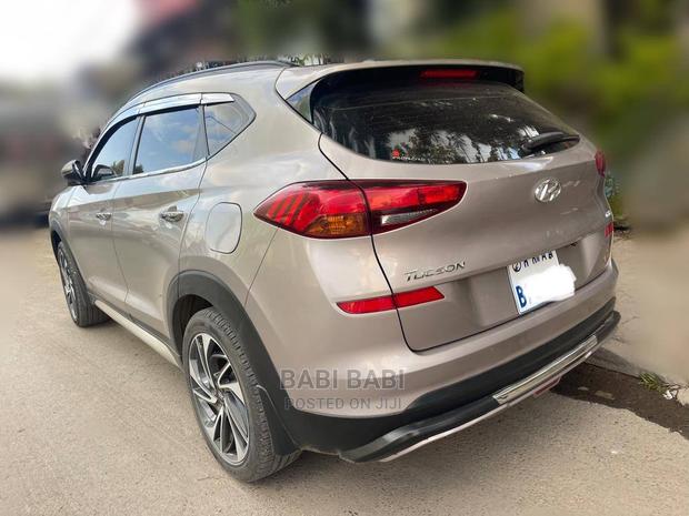 Hyundai Tucson 2020 Gold