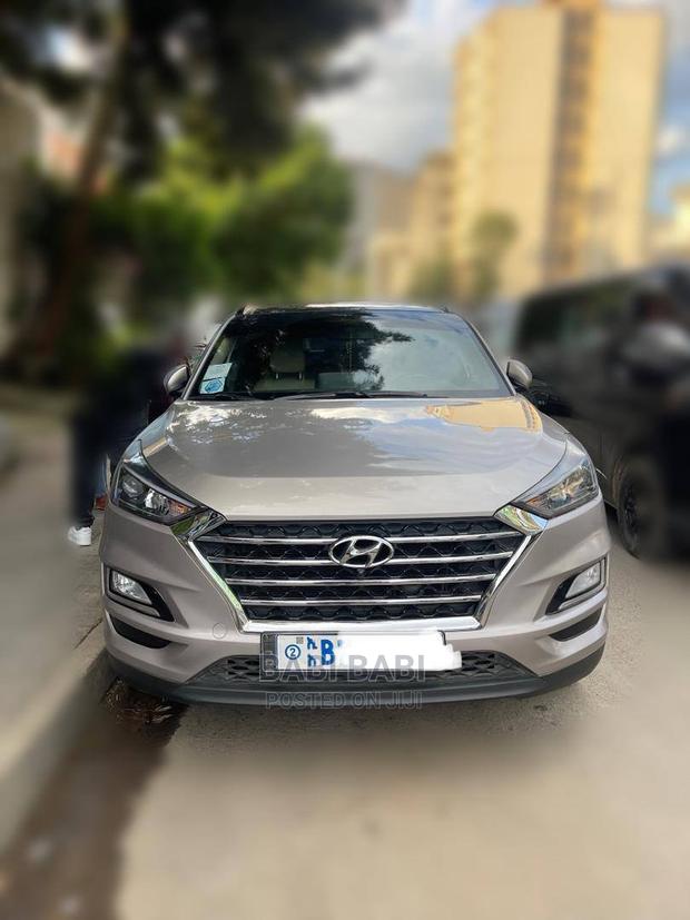 Hyundai Tucson 2020 Gold