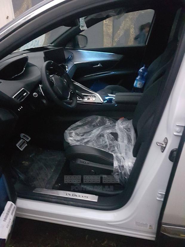 New Peugeot 5008 1.2 PureTech 130 GT Line 2021 White