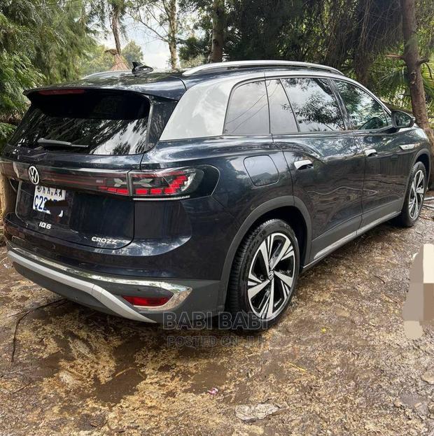 Volkswagen ID.6 2022 Gray