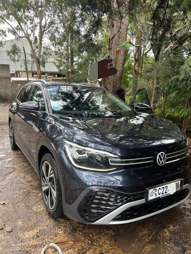 Volkswagen ID.6 2022 Gray