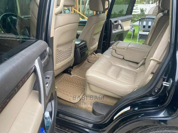 Toyota Land Cruiser 2011 Black