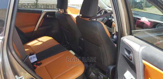 Toyota RAV4 2017 Gray