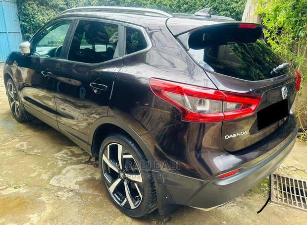 Nissan Qashqai 2019 Matt Black