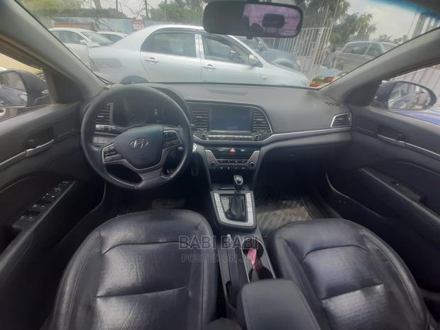 Hyundai Avante 2017 Gray