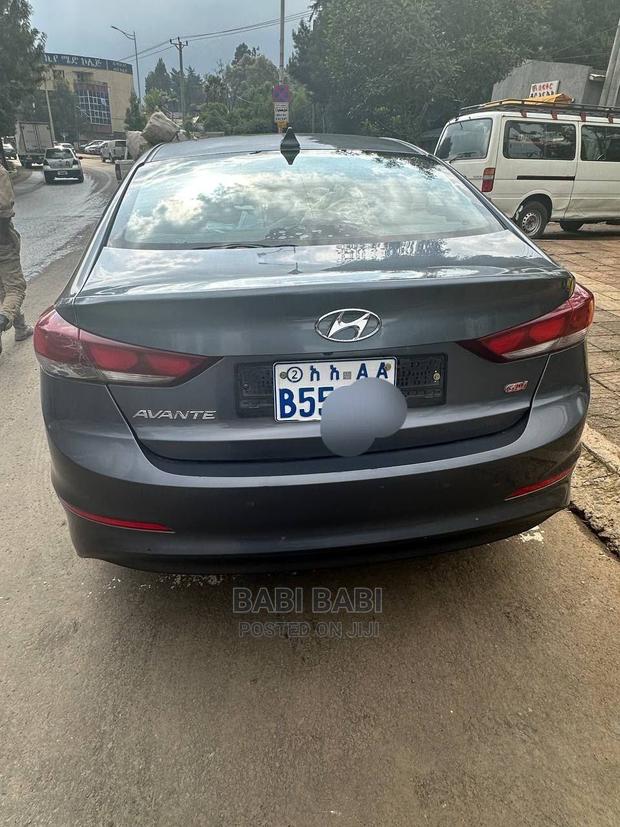 Hyundai Avante 2017 Gray