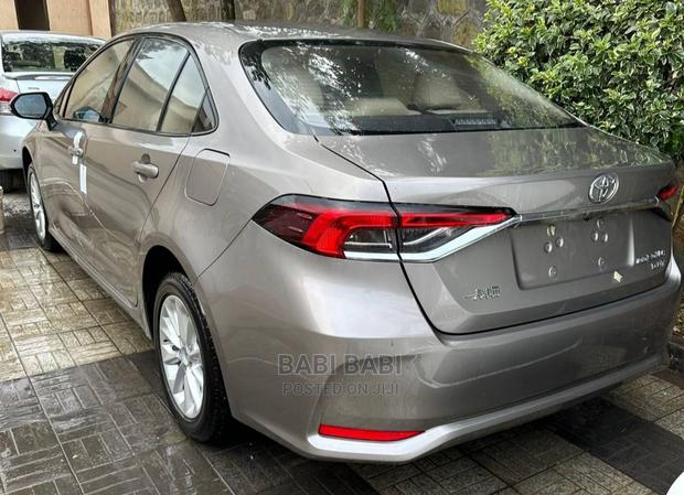 New Toyota Corolla 2025 Silver