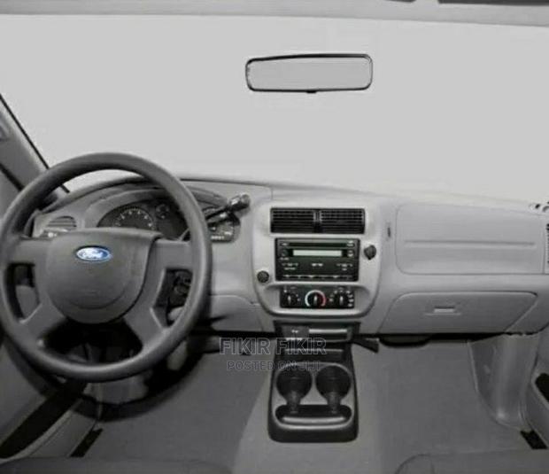Ford Ranger 1800 2005 Gray