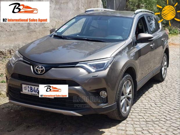 Toyota RAV4 2015 Gray