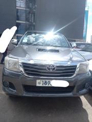 Toyota Hilux 2015 Gray for sale