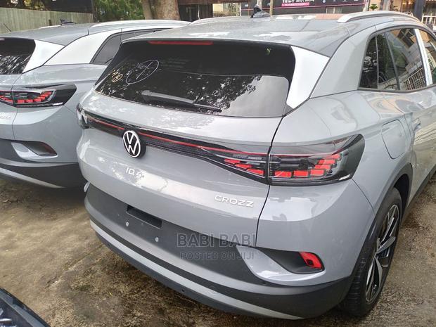 Volkswagen ID.4 2024 Gray