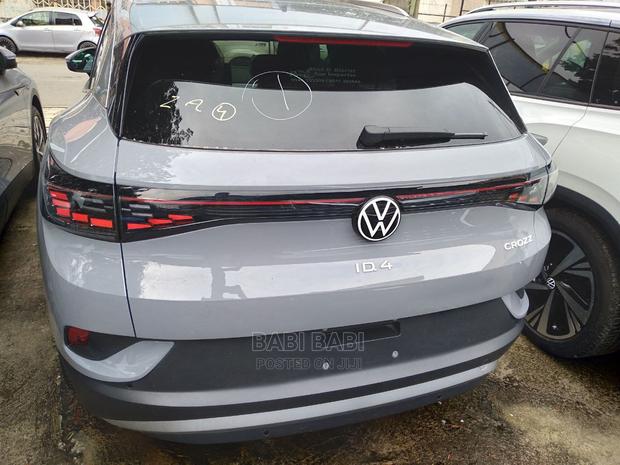 Volkswagen ID.4 2024 Gray