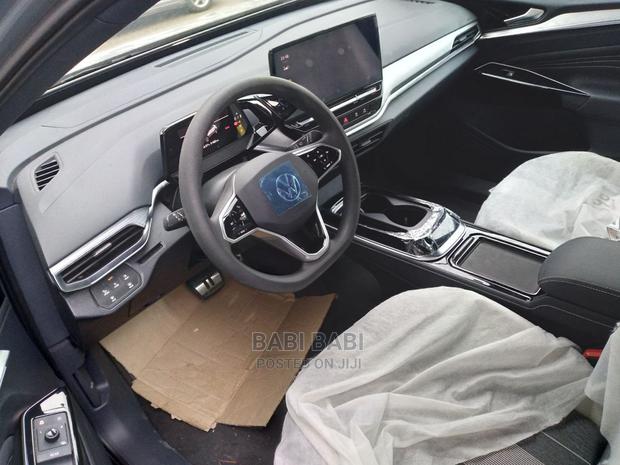 Volkswagen ID.4 2024 Gray