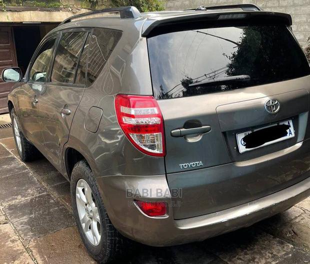 Toyota RAV4 2009 Gray