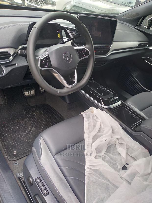 New Volkswagen ID.6 2023 White